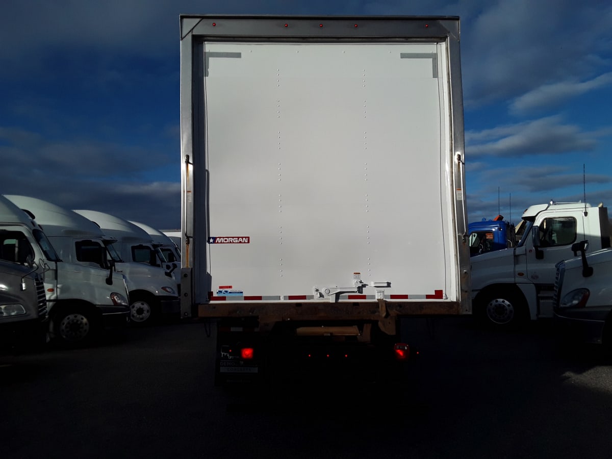 2018 Freightliner/Mercedes M2 106 682119