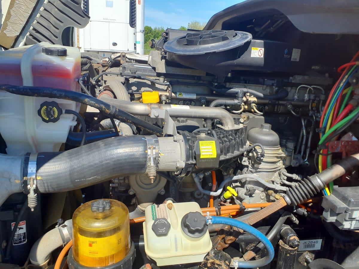2018 Freightliner/Mercedes CASCADIA 125 682123