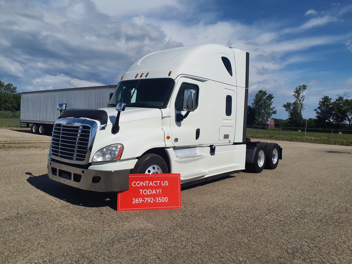 2018 Freightliner Cascadia in Wayland, MI