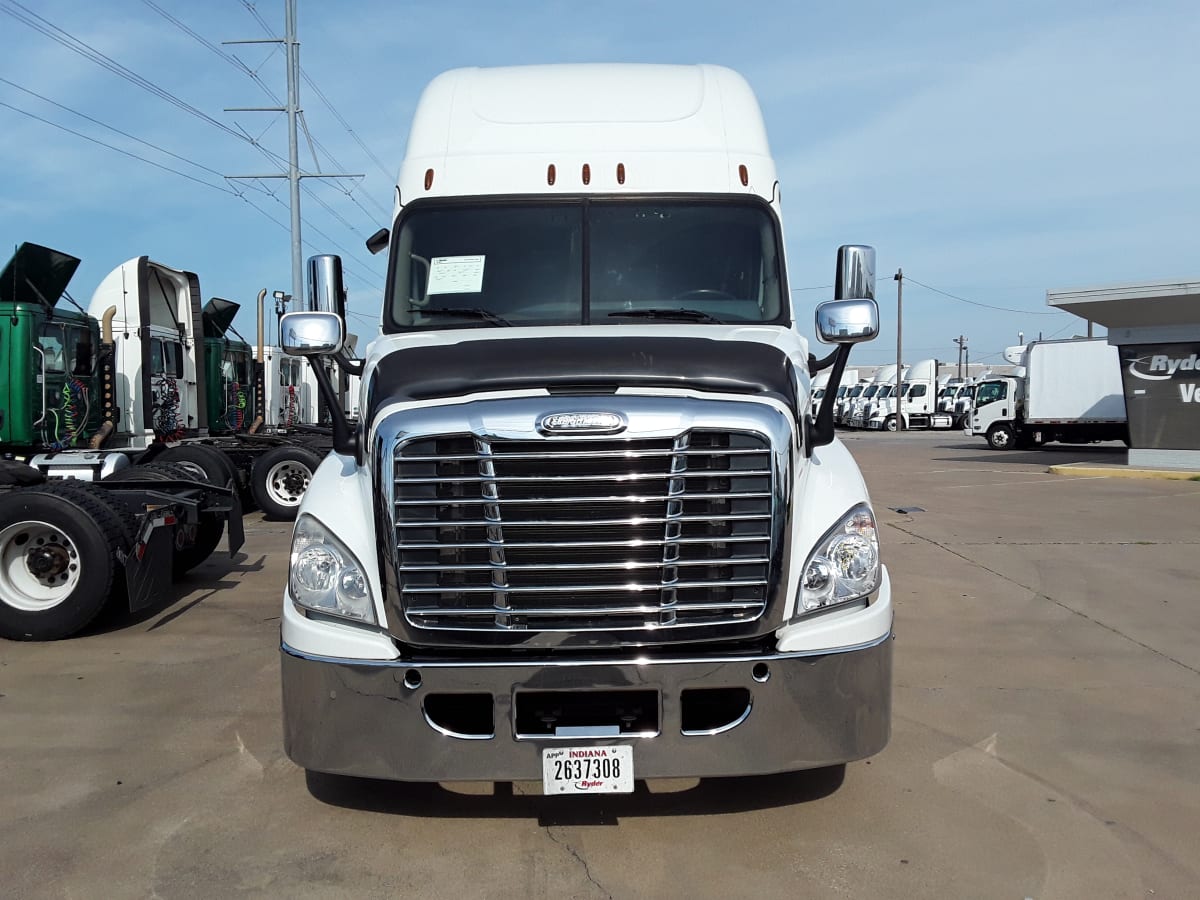 2018 Freightliner/Mercedes CASCADIA 125 682136