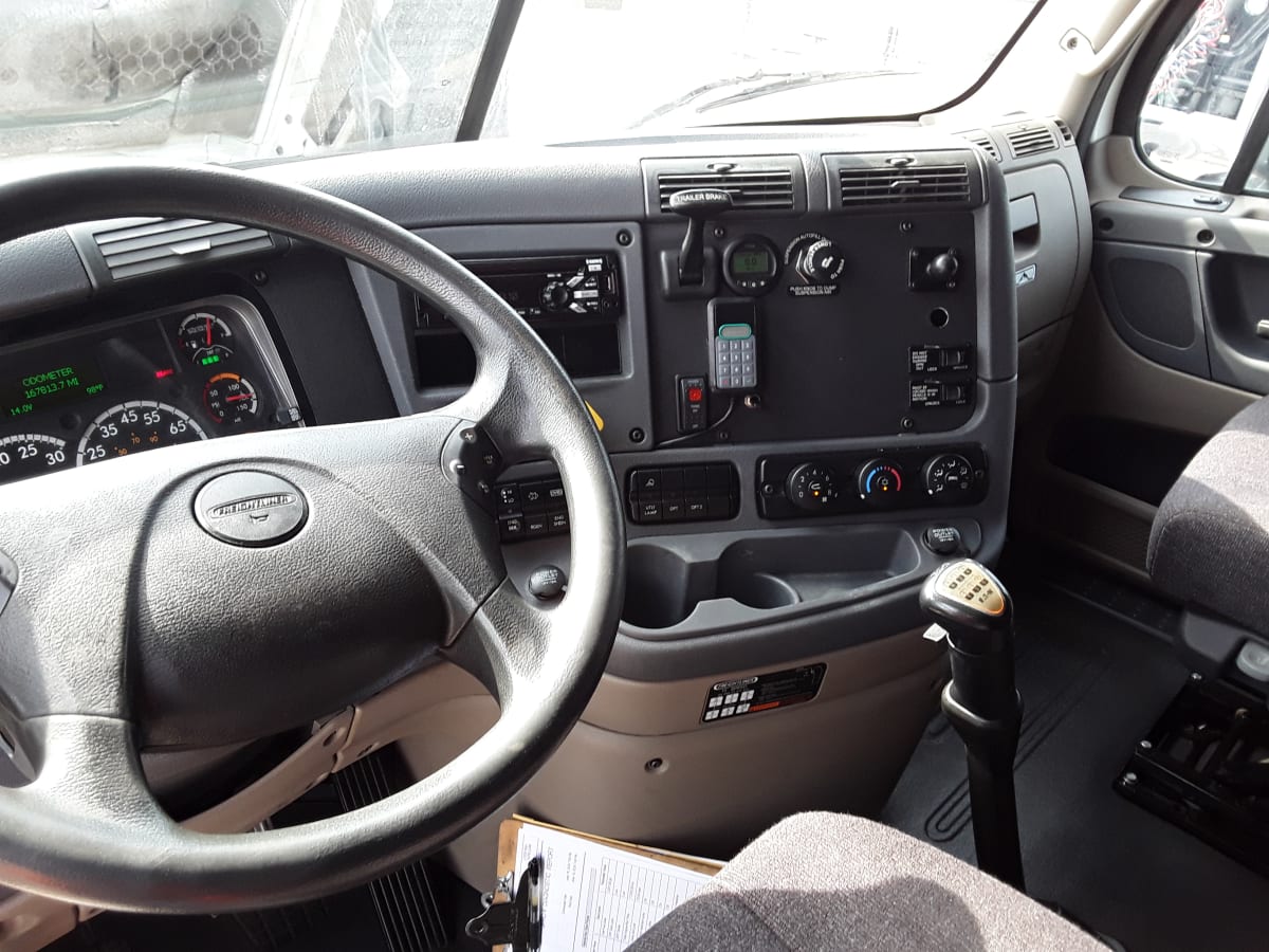 2018 Freightliner/Mercedes CASCADIA 125 682136