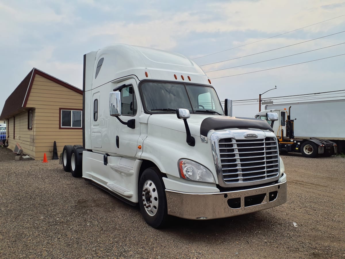 2018 Freightliner/Mercedes CASCADIA 125 682144