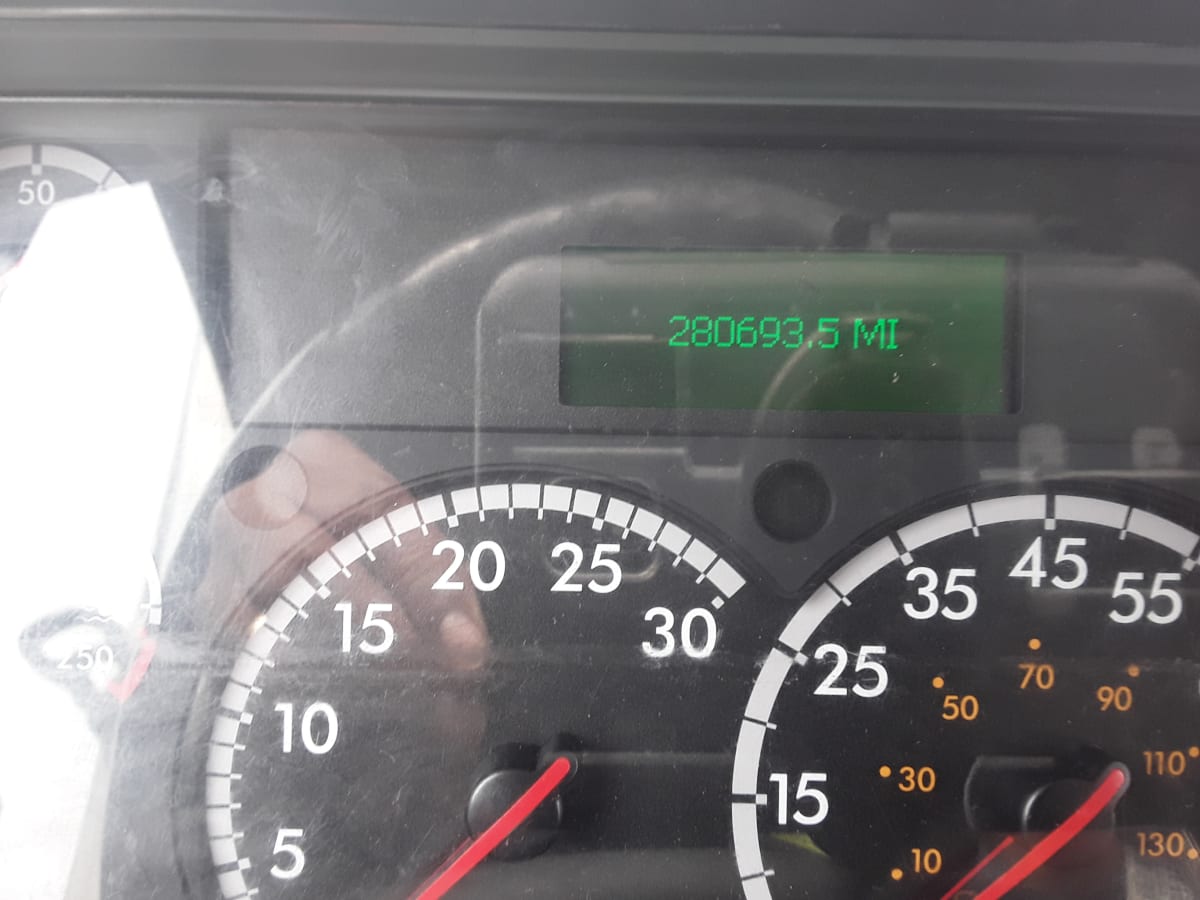 2018 Freightliner/Mercedes M2 106 682151