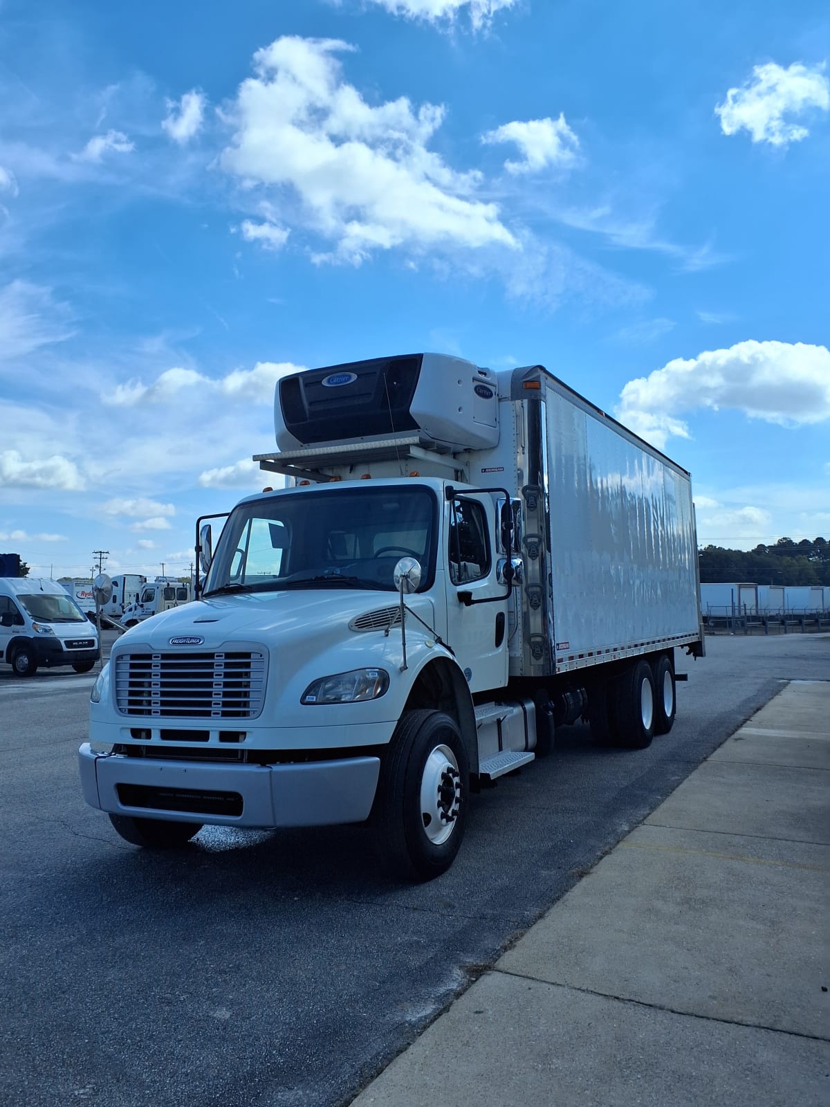 2018 Freightliner/Mercedes M2 106 682154