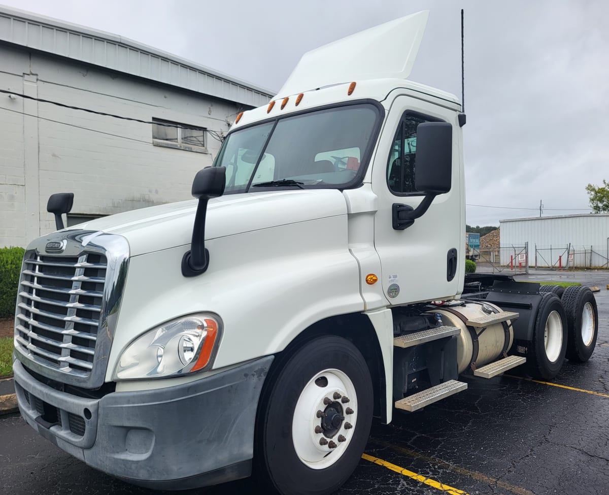 2018 Freightliner/Mercedes CASCADIA 125 682167