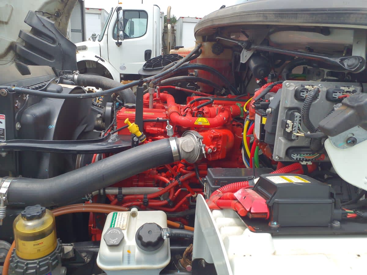 2018 Freightliner/Mercedes M2 106 682168