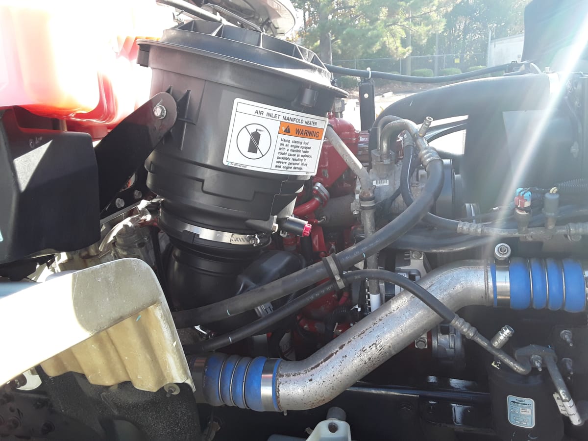 2018 Freightliner/Mercedes M2 106 682184