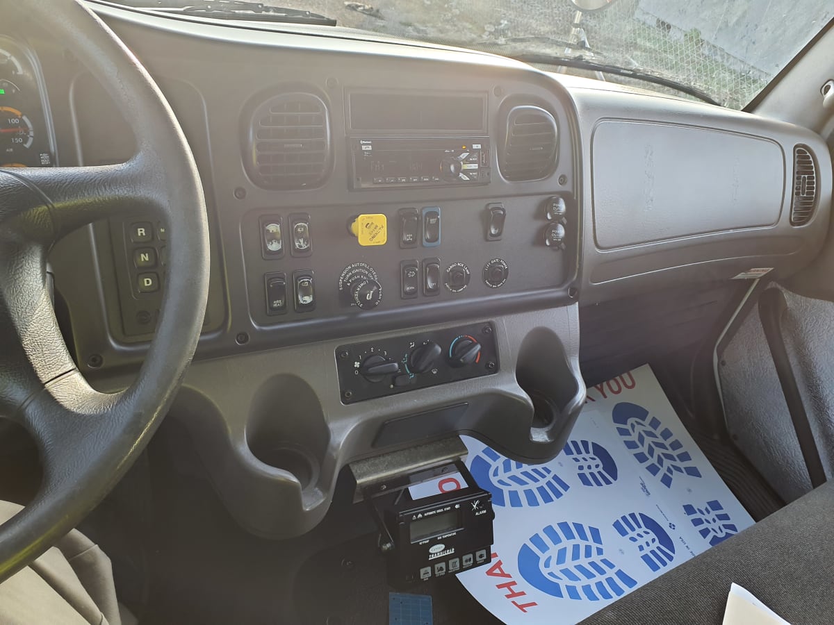 2018 Freightliner/Mercedes M2 106 682186