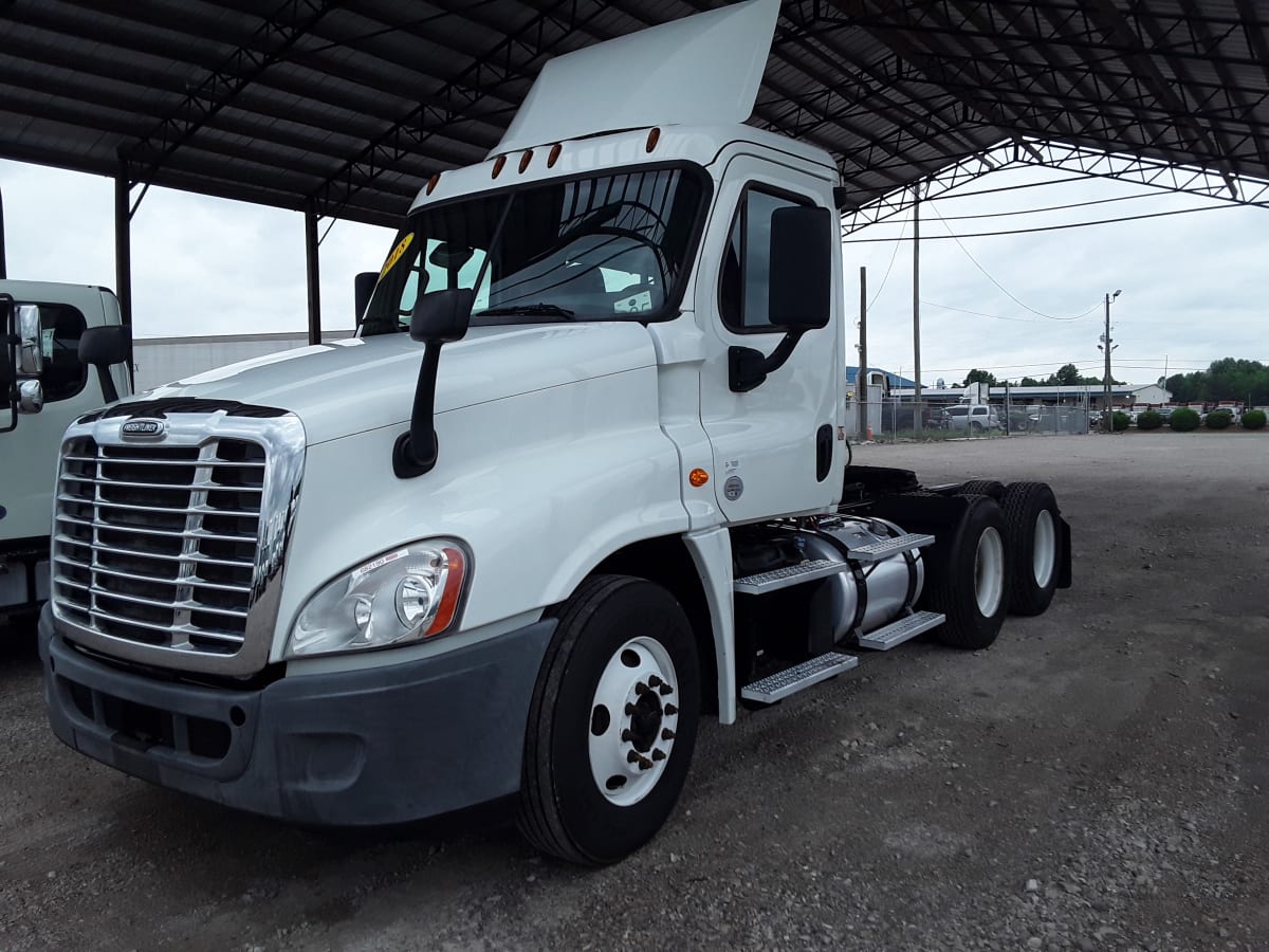 2018 Freightliner/Mercedes CASCADIA 125 682190