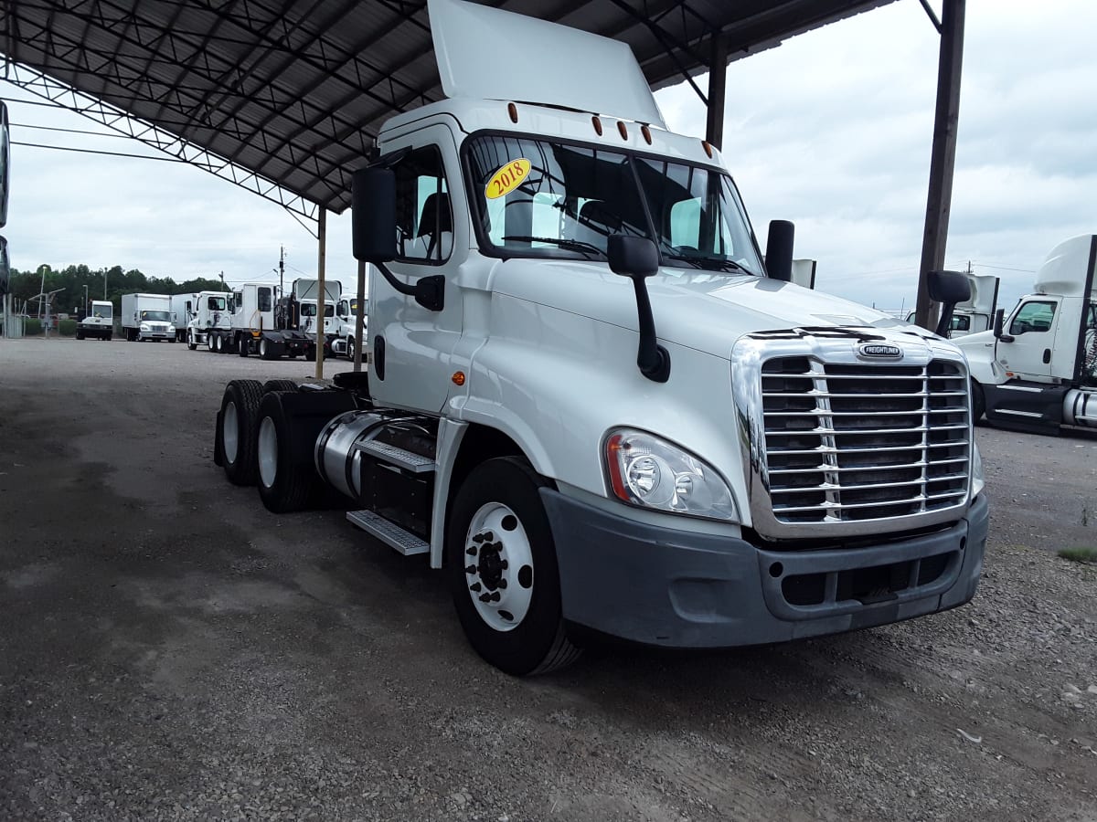 2018 Freightliner/Mercedes CASCADIA 125 682190