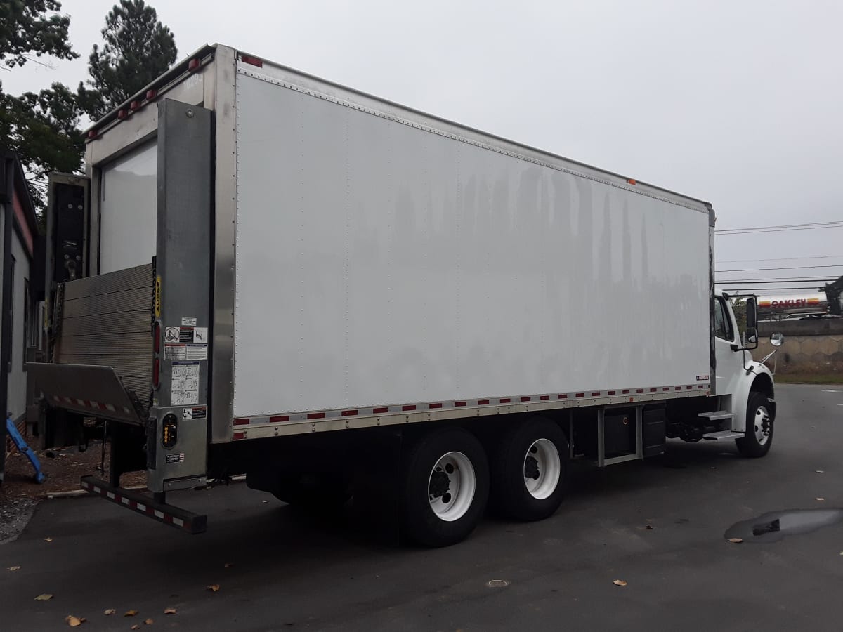 2018 Freightliner/Mercedes M2 106 682195