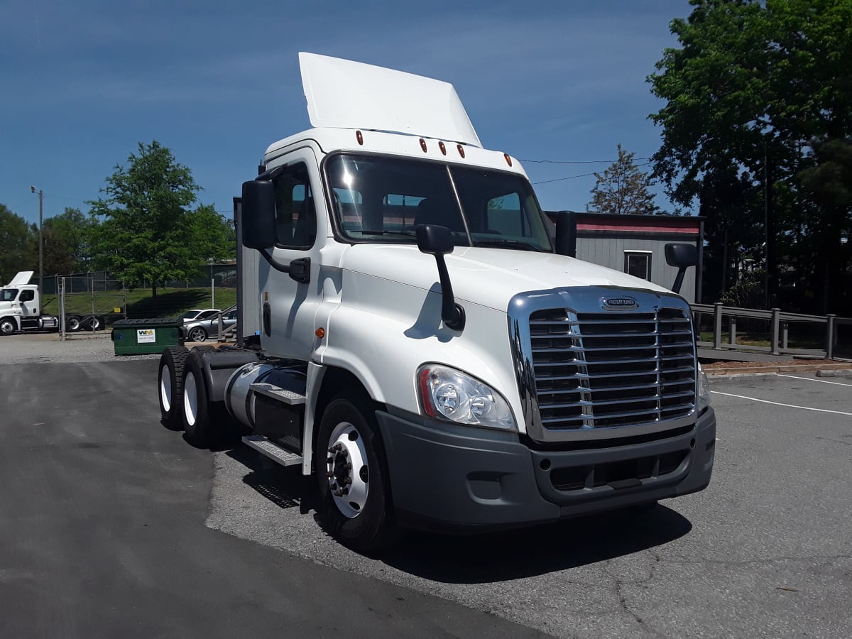 2018 Freightliner/Mercedes CASCADIA 125 682199