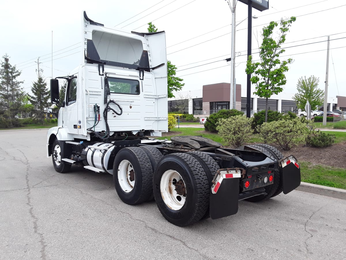 2018 Volvo VNL64TRACTOR 682262