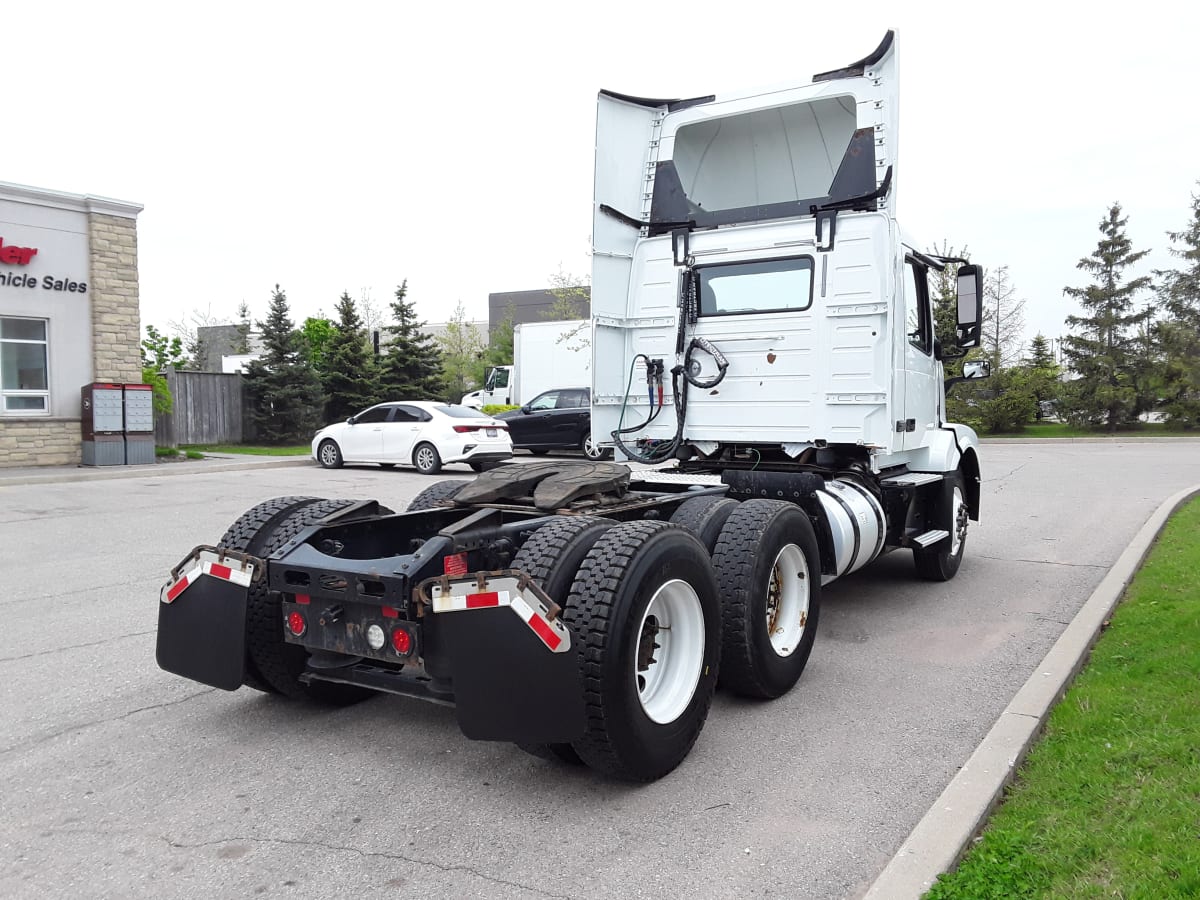 2018 Volvo VNL64TRACTOR 682262