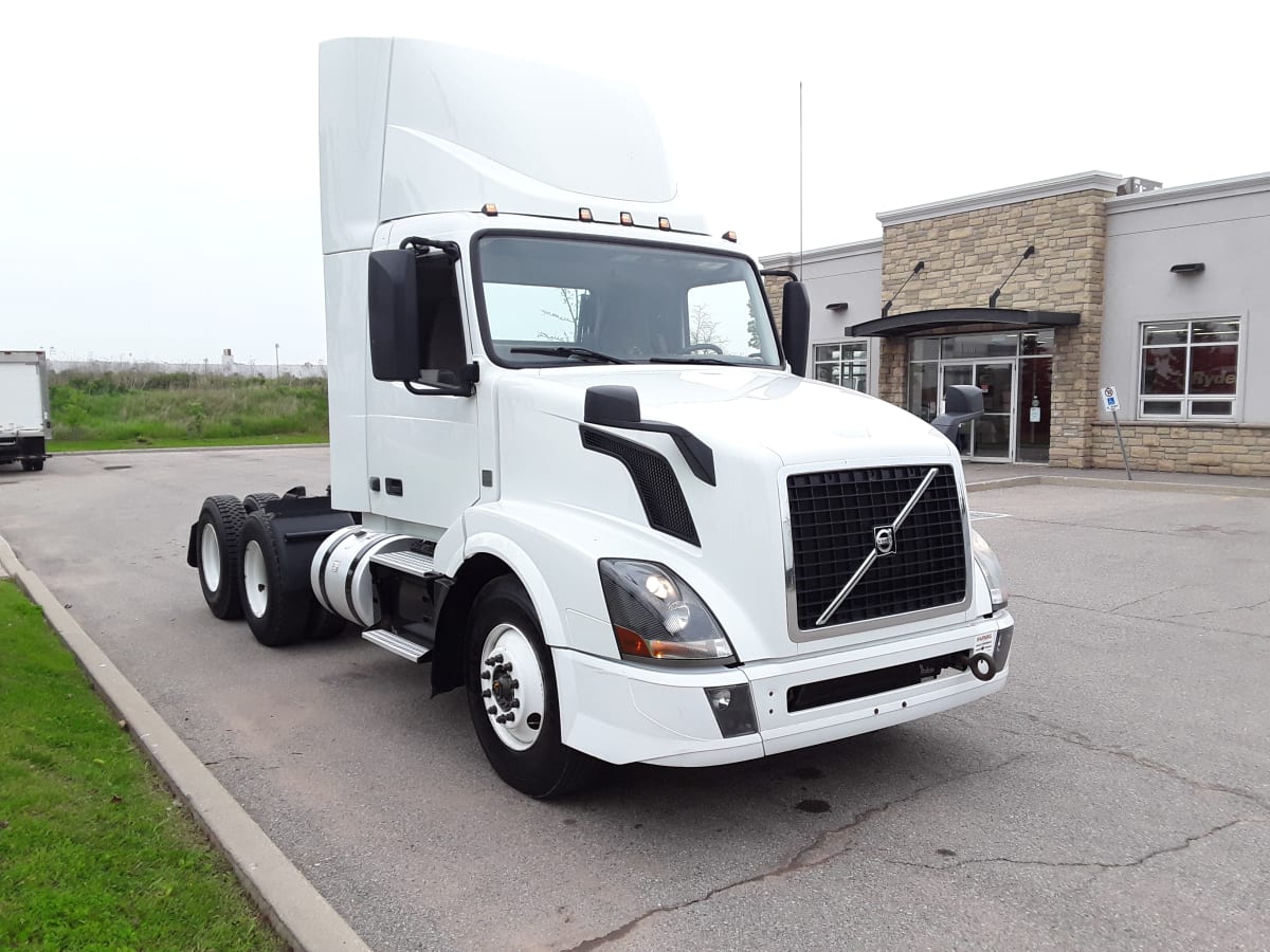 2018 Volvo VNL64TRACTOR 682262