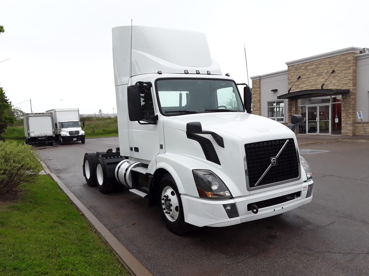 2018 Volvo VNL64TRACTOR 682263