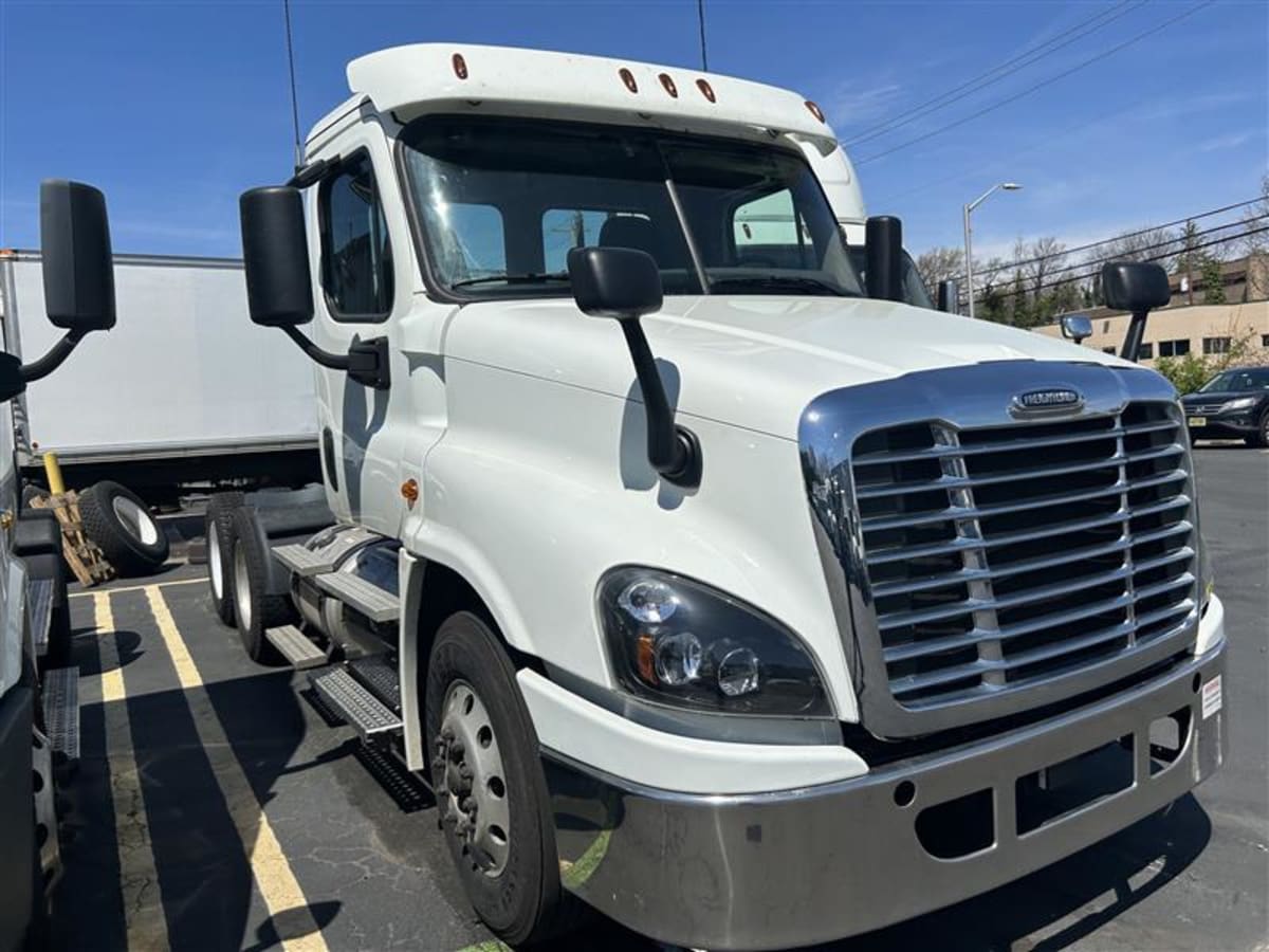 2018 Freightliner/Mercedes CASCADIA 125 682266