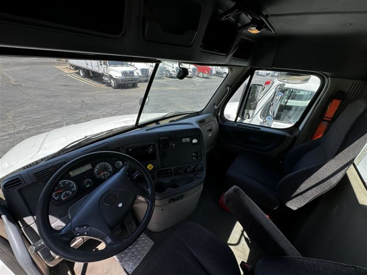 2018 Freightliner/Mercedes CASCADIA 125 682268