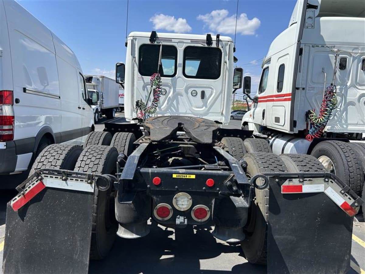 2018 Freightliner/Mercedes CASCADIA 125 682269