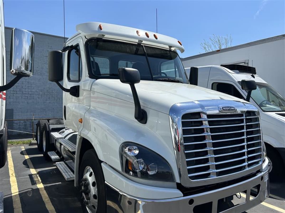 2018 Freightliner/Mercedes CASCADIA 125 682269