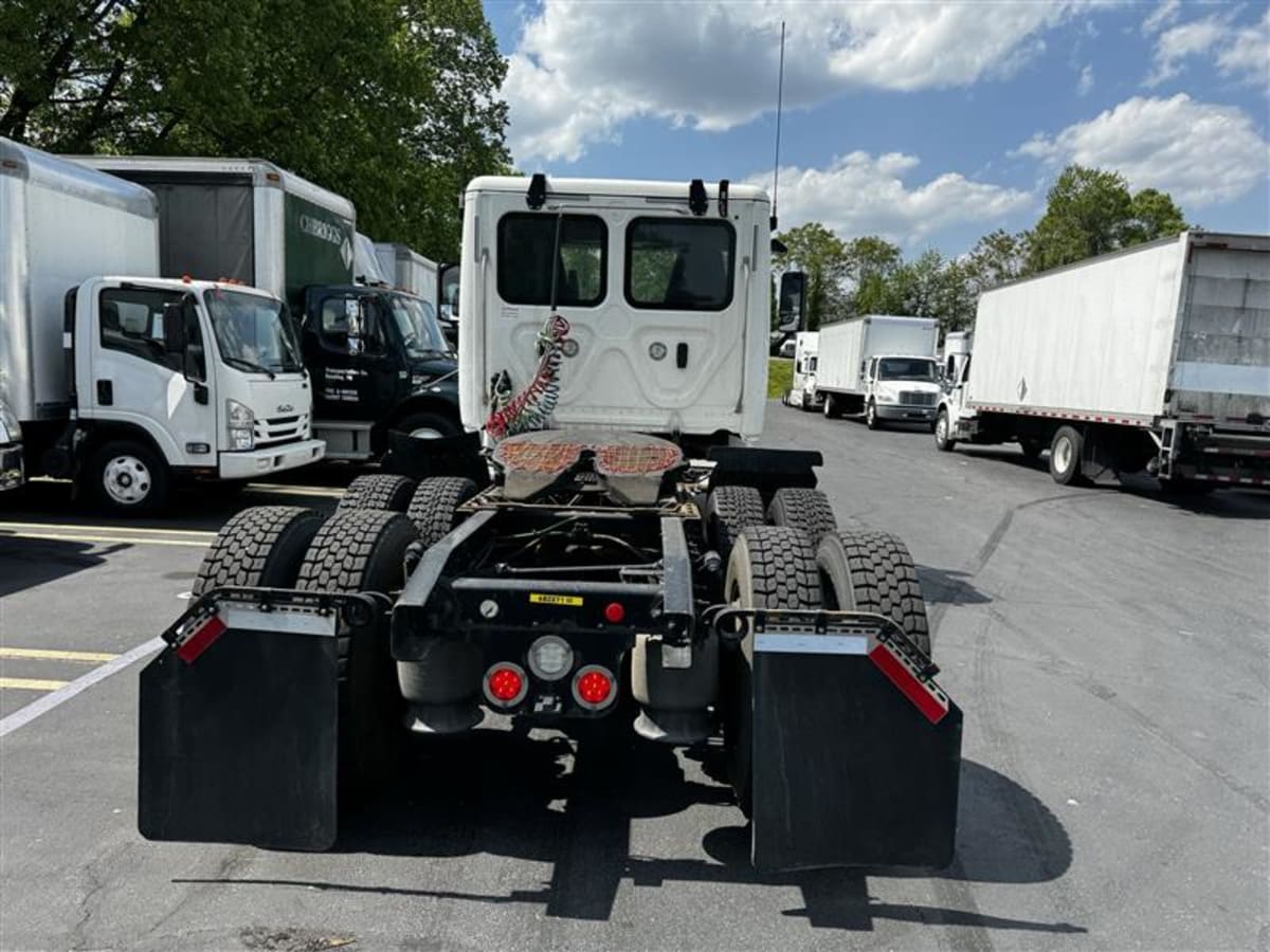 2018 Freightliner/Mercedes CASCADIA 125 682271