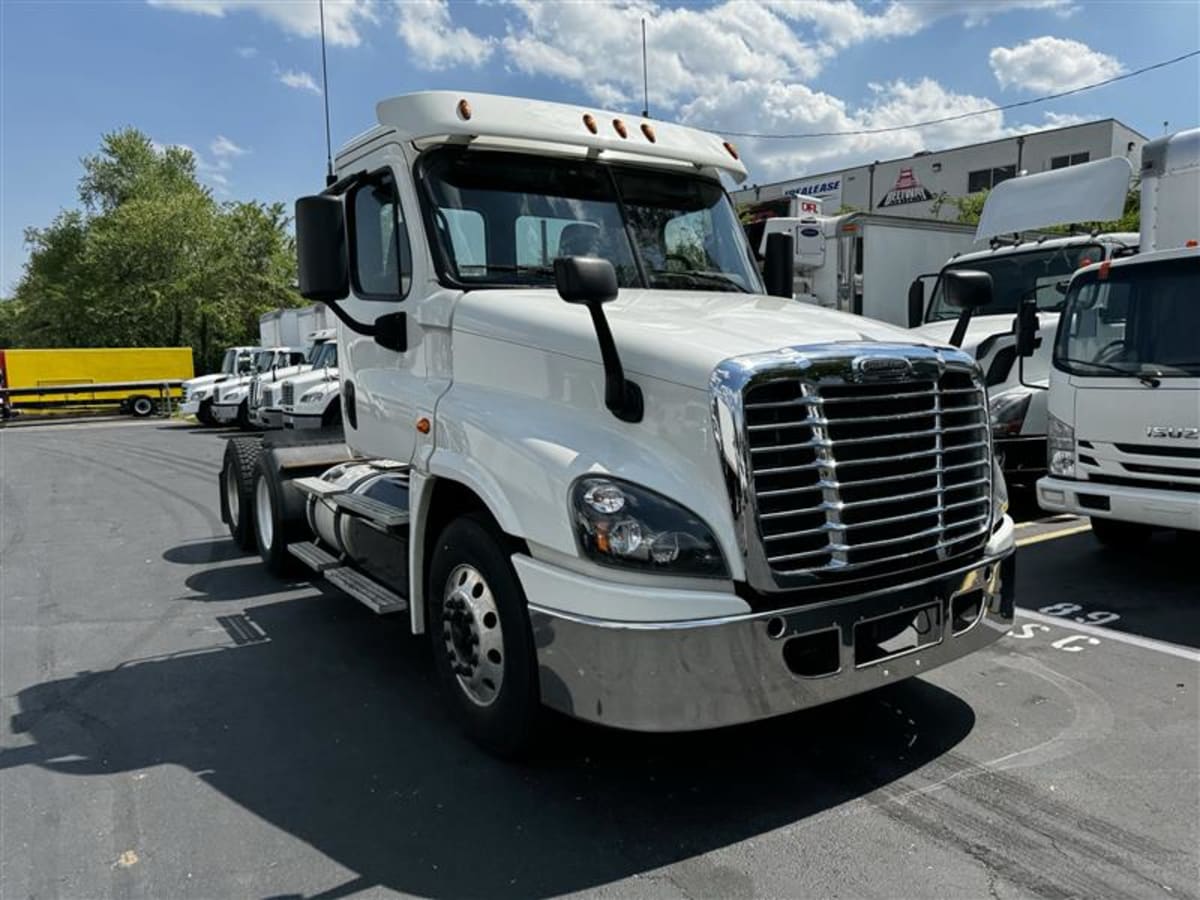 2018 Freightliner/Mercedes CASCADIA 125 682271