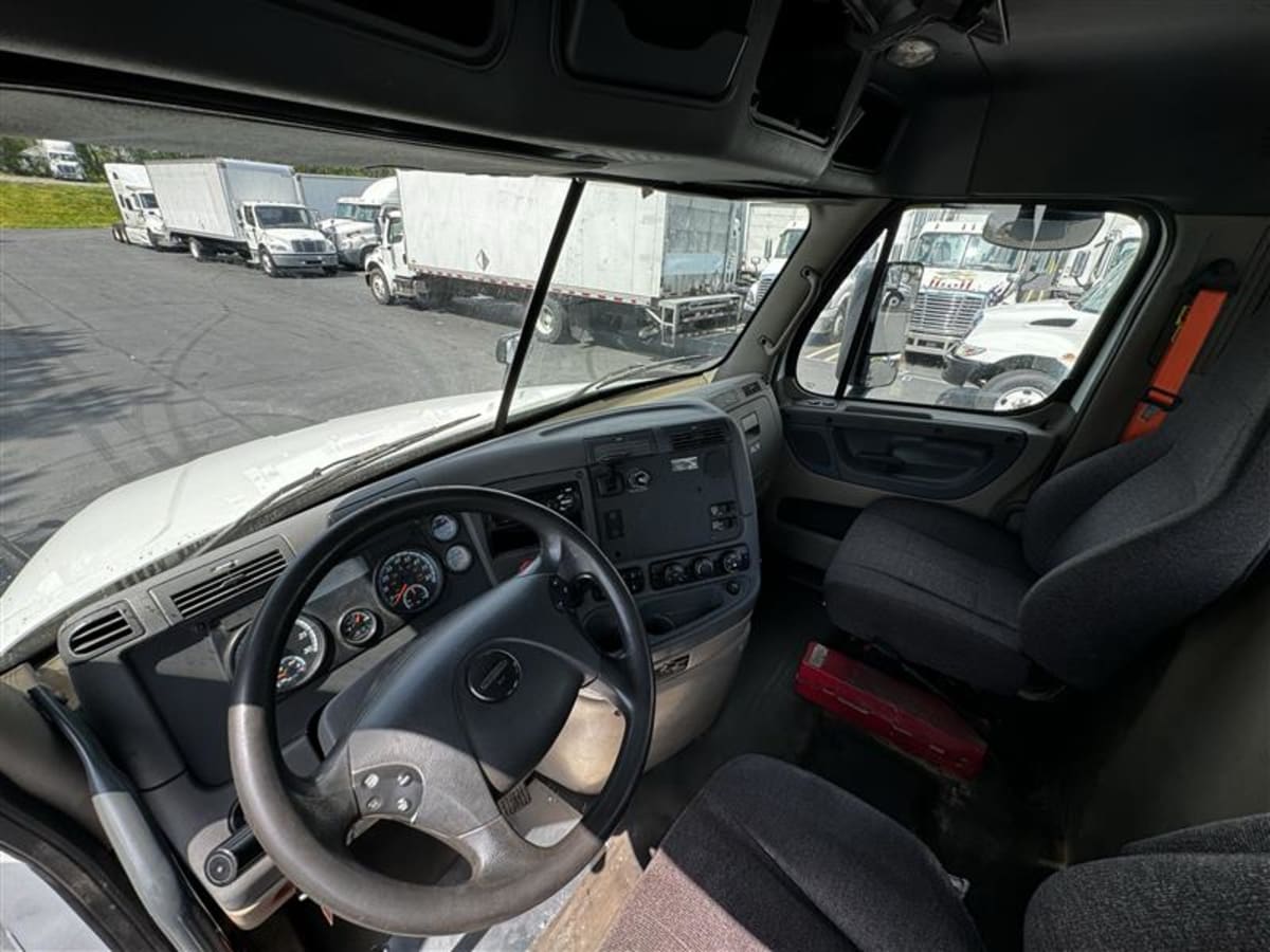 2018 Freightliner/Mercedes CASCADIA 125 682271