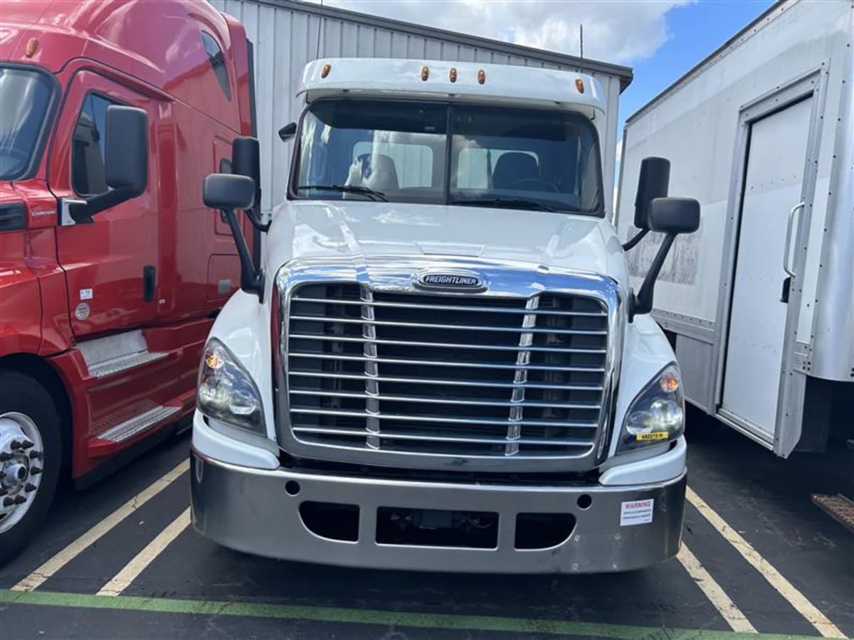 2018 Freightliner/Mercedes CASCADIA 125 682273