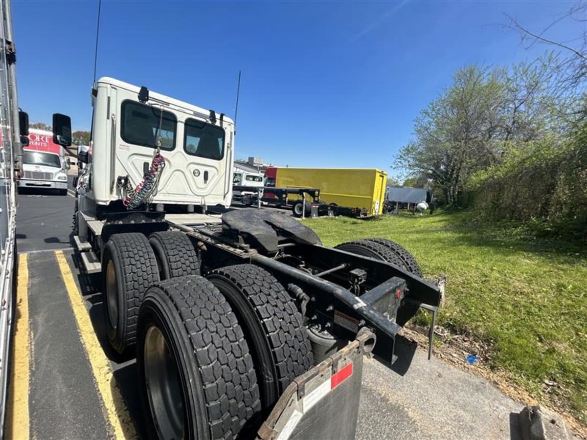 2018 Freightliner/Mercedes CASCADIA 125 682274