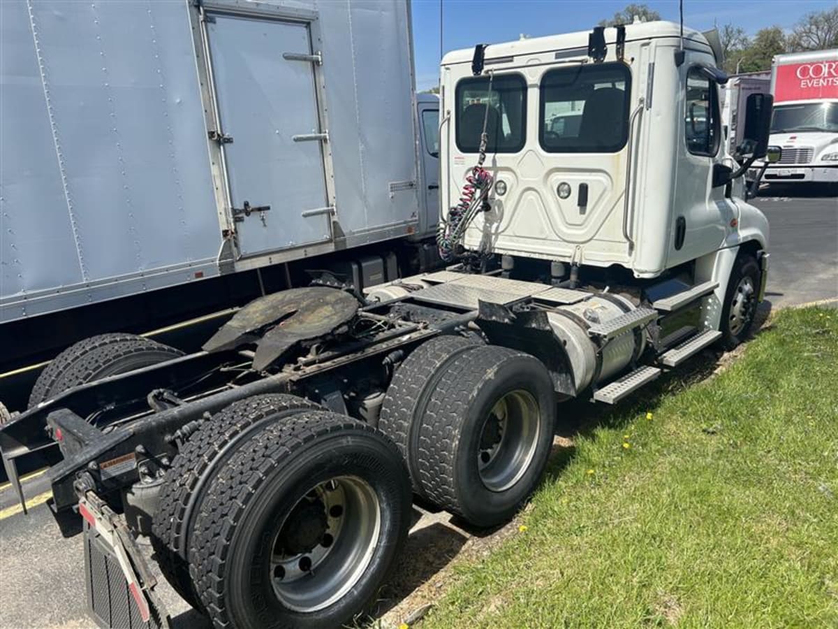 2018 Freightliner/Mercedes CASCADIA 125 682274