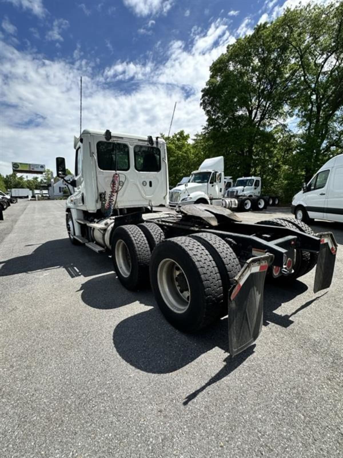 2018 Freightliner/Mercedes CASCADIA 125 682276