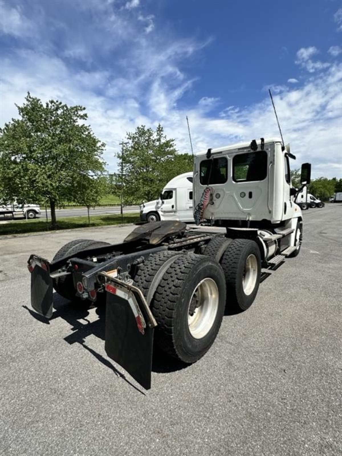 2018 Freightliner/Mercedes CASCADIA 125 682276