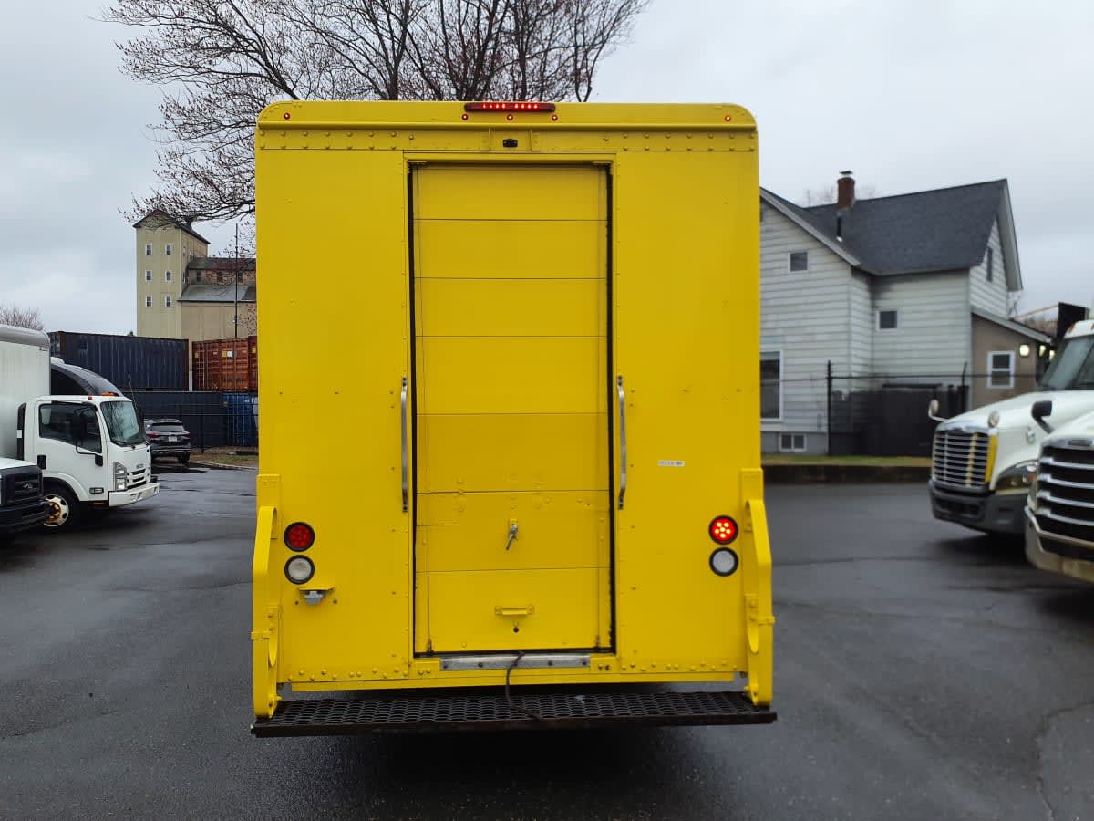 2017 Frtlr Custom Chassis Corp MT55 682308