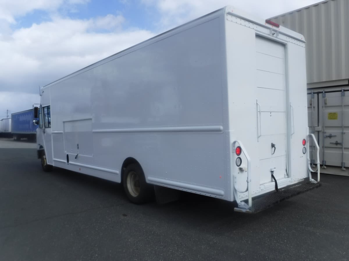 2017 Frtlr Custom Chassis Corp MT55 682312