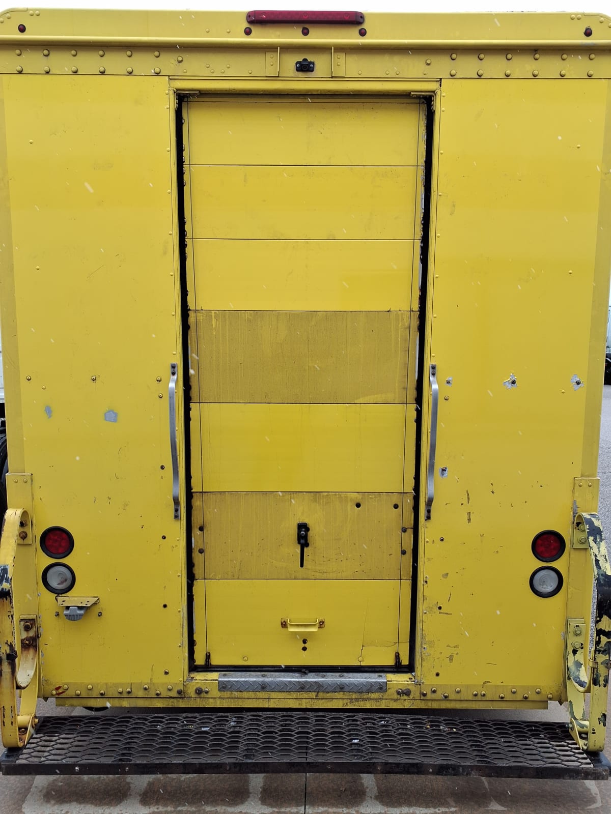 2017 Frtlr Custom Chassis Corp MT55 682417