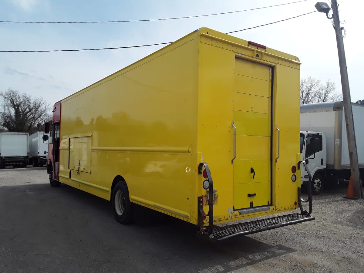 2017 Frtlr Custom Chassis Corp MT55 682423