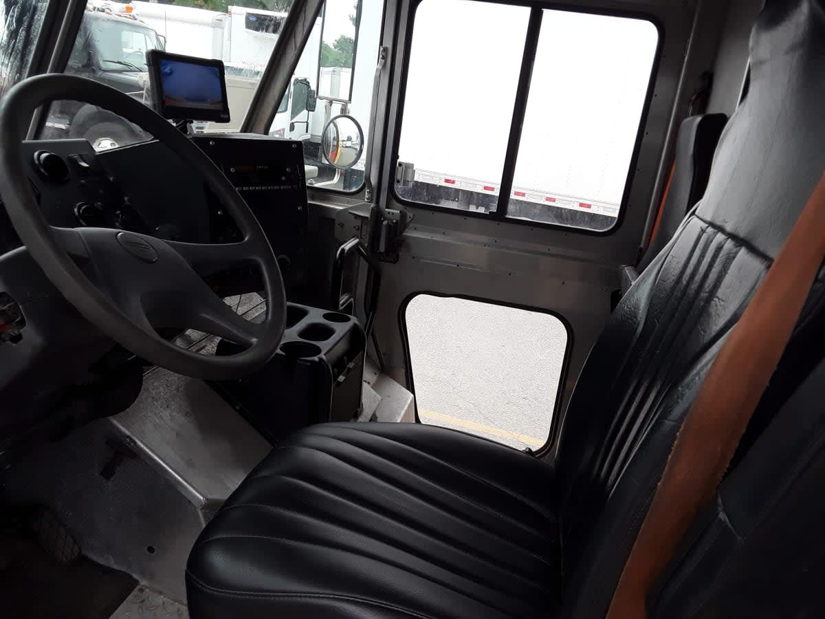 2017 Frtlr Custom Chassis Corp MT55 682426