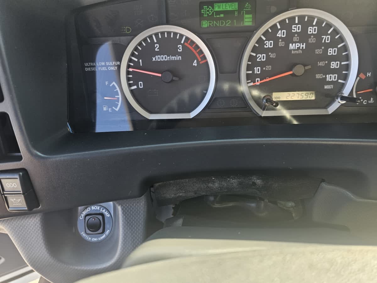 2017 Isuzu NRR 682430