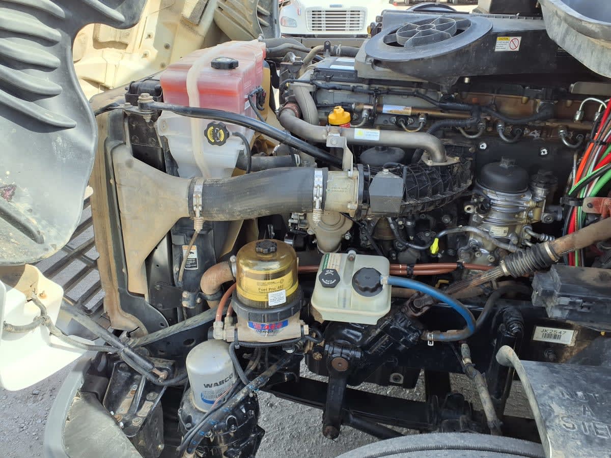 2018 Freightliner/Mercedes CASCADIA 125 682439