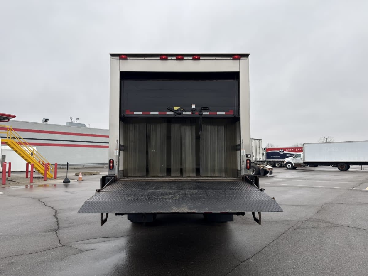 2018 Navistar International 4300 682495