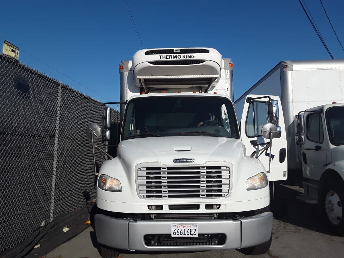 2018 Freightliner M2 106 682503