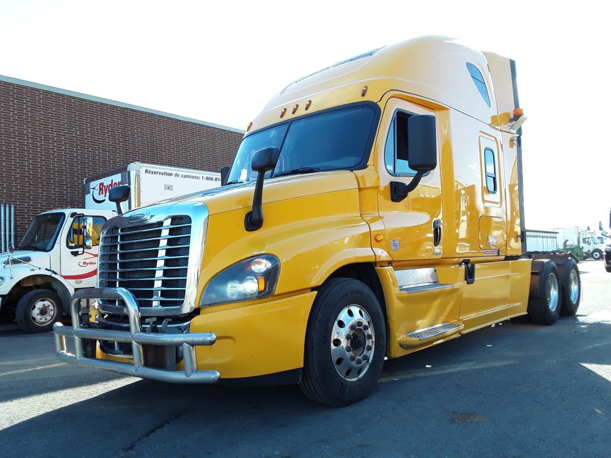 2018 Freightliner/Mercedes CASCADIA 125 682572