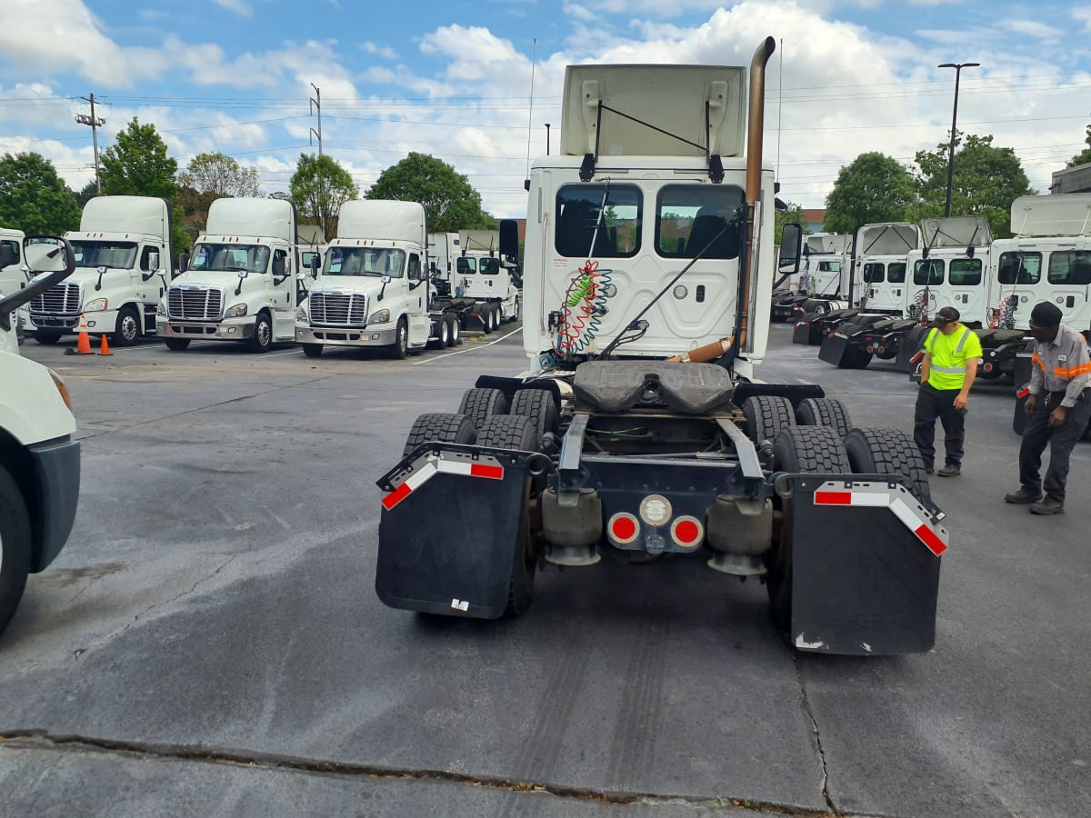 2018 Freightliner/Mercedes CASCADIA 125 682615