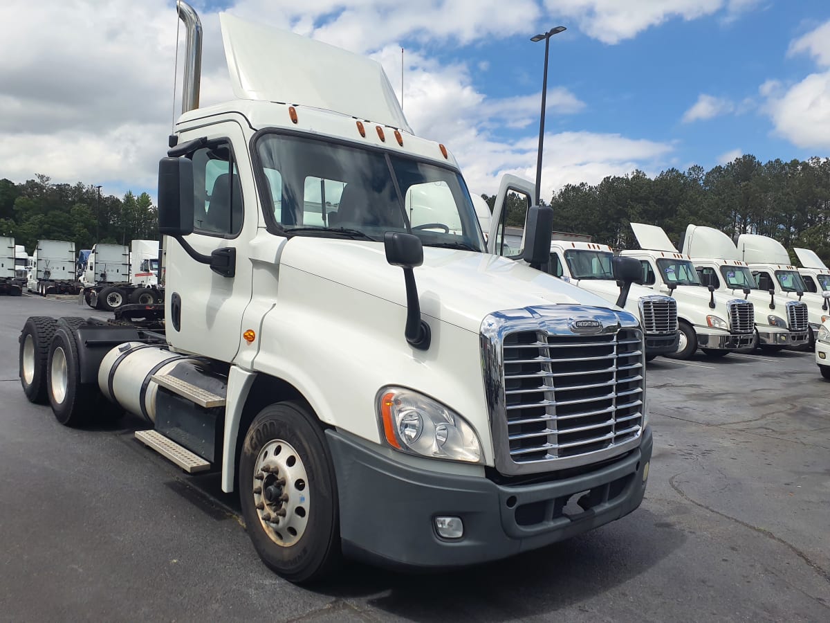 2018 Freightliner/Mercedes CASCADIA 125 682615