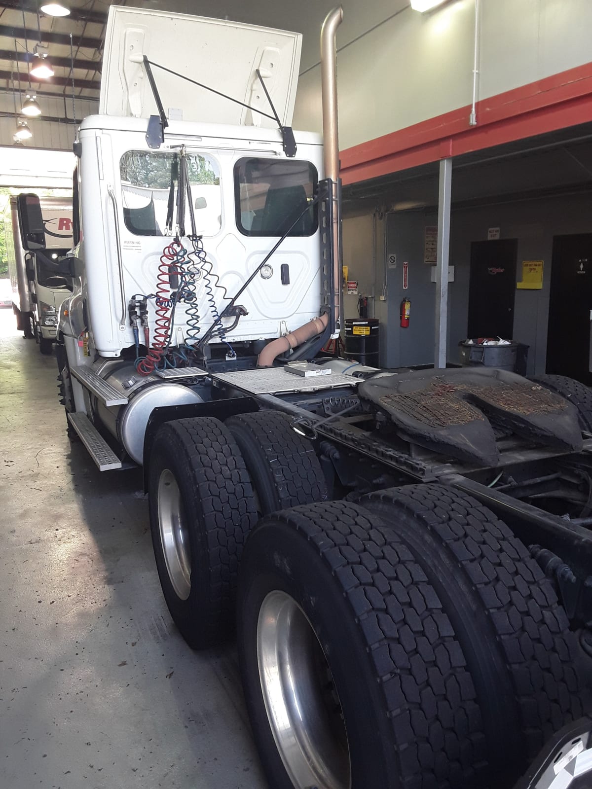 2018 Freightliner/Mercedes CASCADIA 125 682616