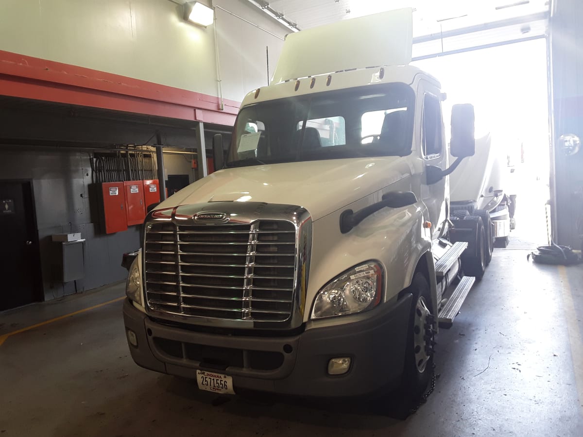 2018 Freightliner/Mercedes CASCADIA 125 682616