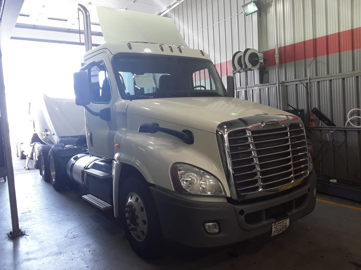 2018 Freightliner/Mercedes CASCADIA 125 682616