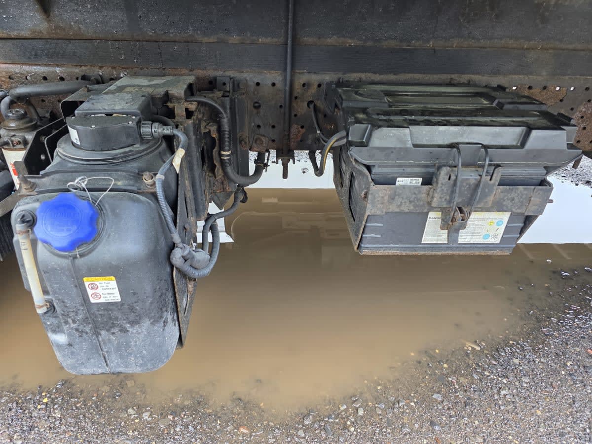 2017 Isuzu NQR 682665