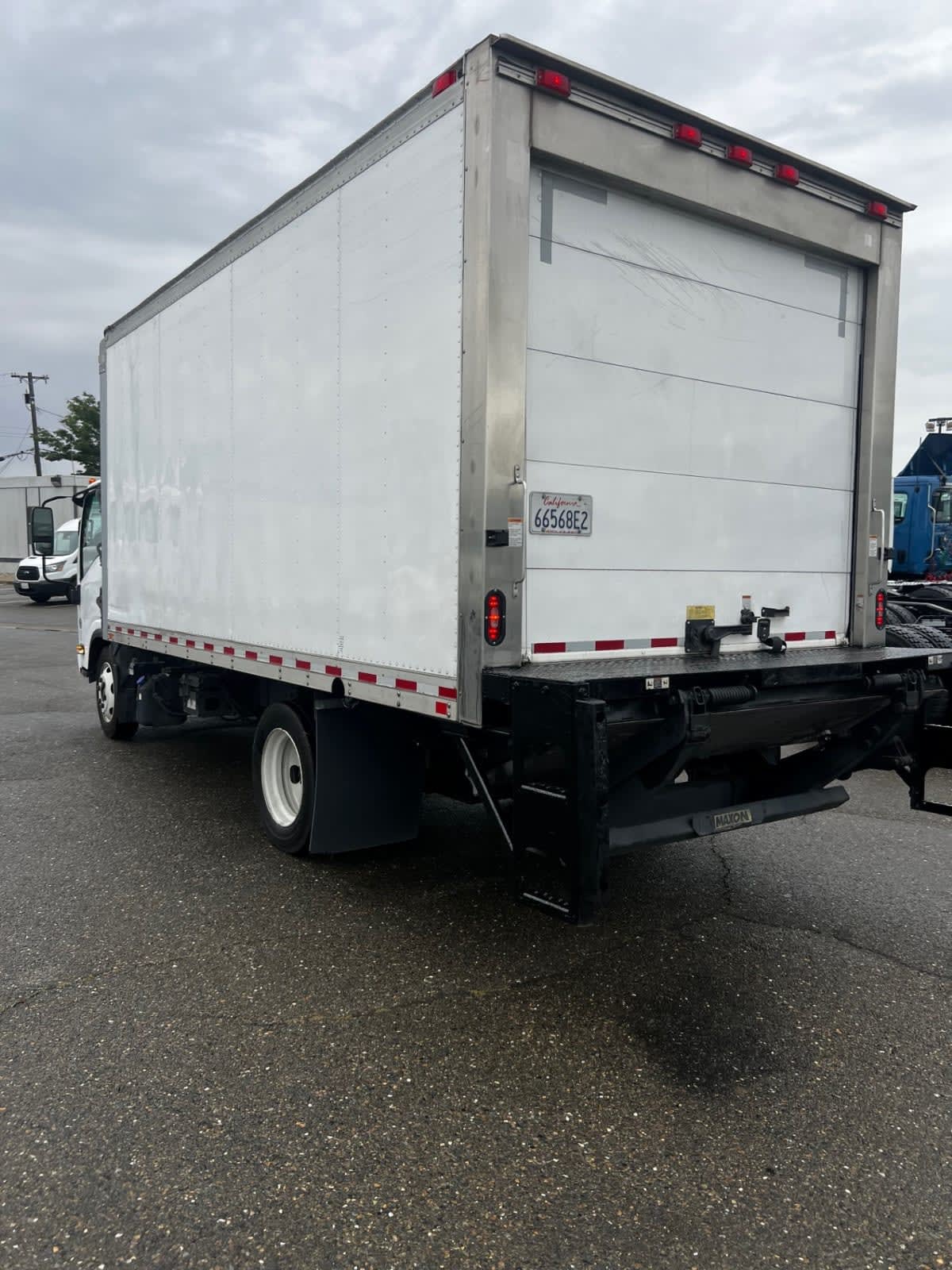 2017 Isuzu NPR 682699