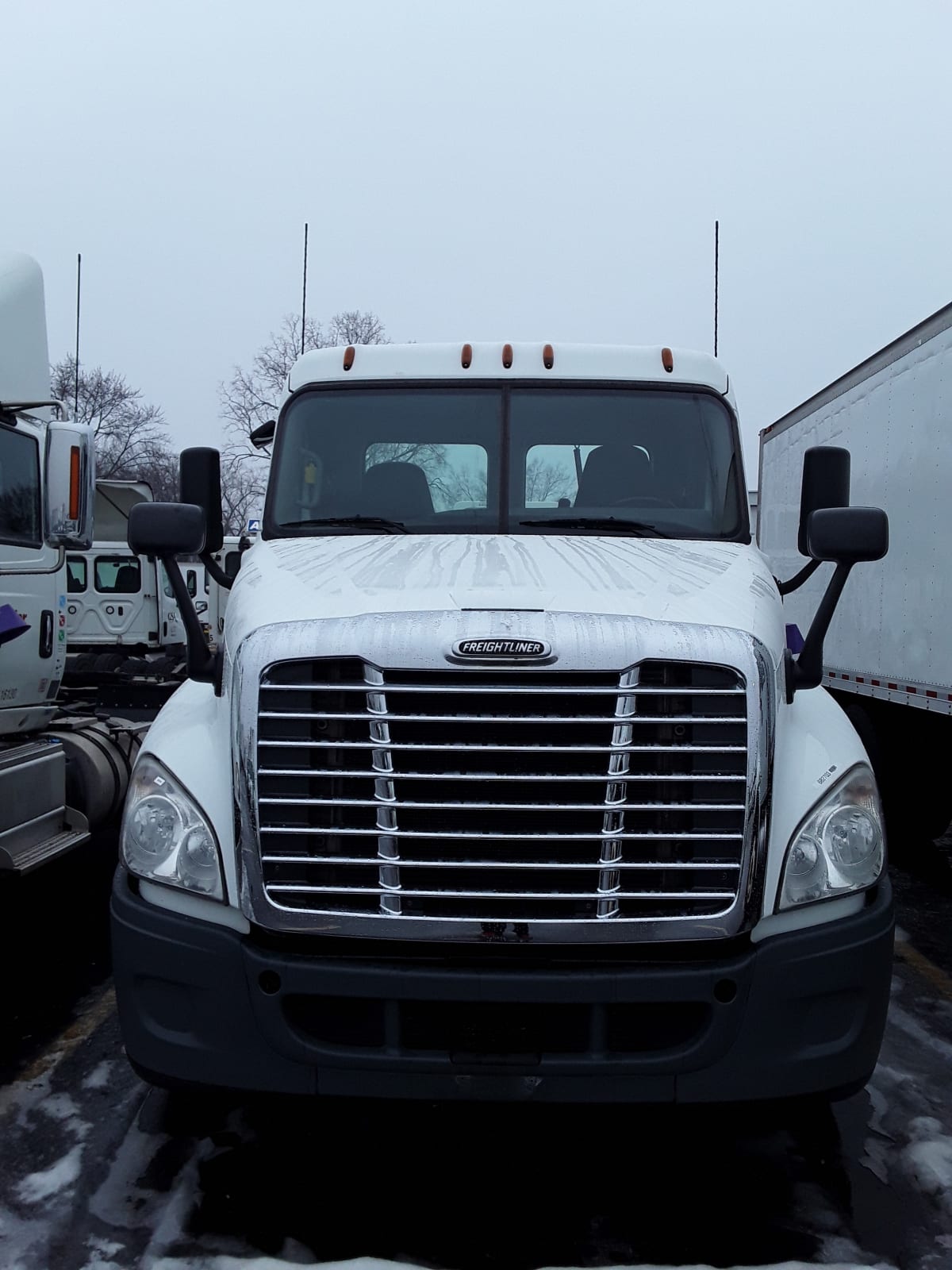 2018 Freightliner/Mercedes CASCADIA 125 682703